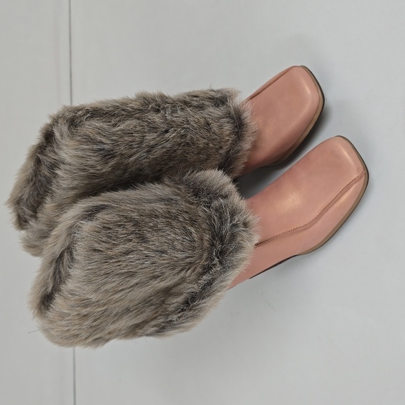 Timberland Shoes - Timberland Iridescent Peach Leather Faux Fur Trim Wedge Winter Snow Boots